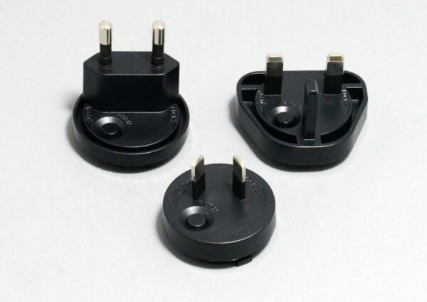 transcend-mini-cpap-machine-powersupply-international-plug-connectors